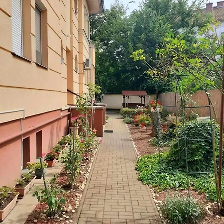 Lägenhet Poroszlay Lakas Debrecen