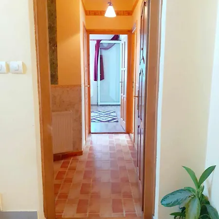 Poroszlay Lakas Lägenhet Debrecen